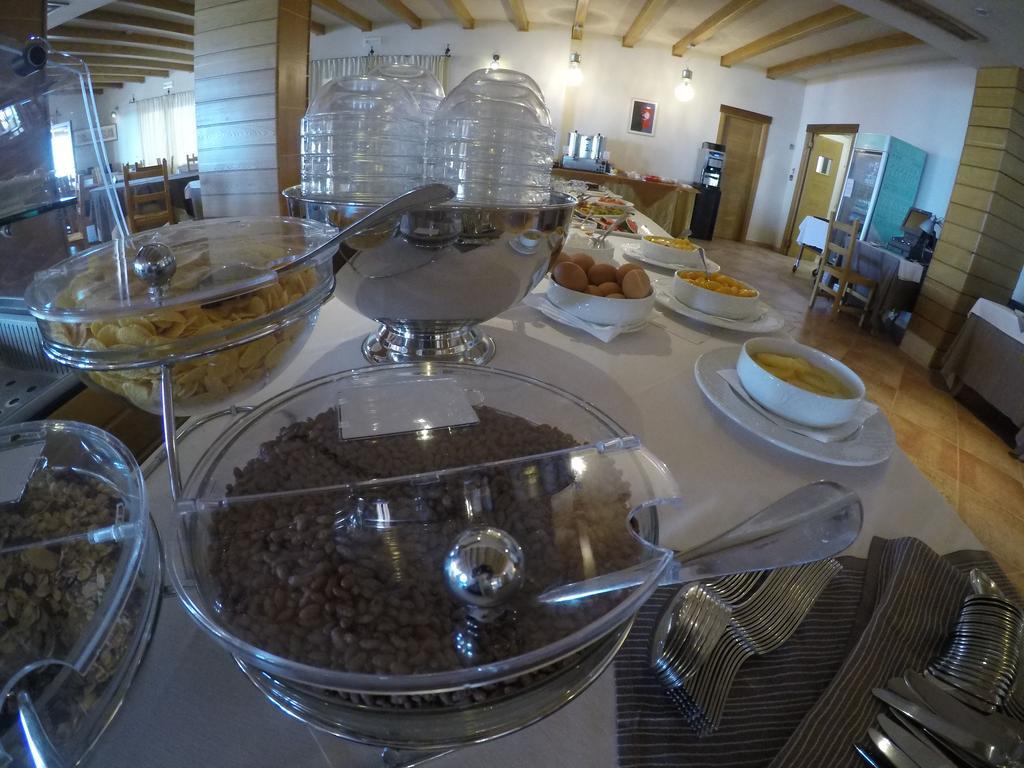 Hotel Villa Gustui Maris Кала-Гононе Экстерьер фото